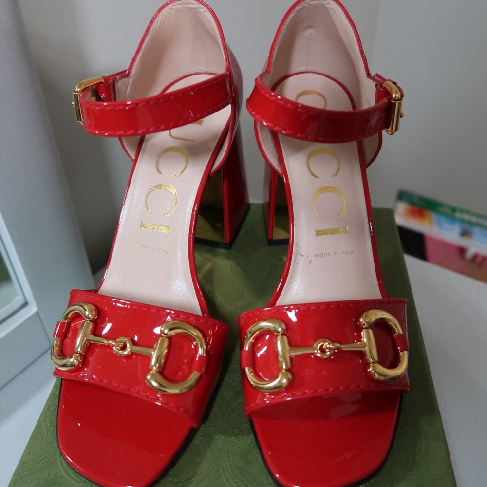 Red Gucci baby buckle horsebit ankle-strap sandals